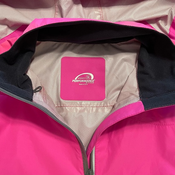 Hot Pink Woman’s Performance Bicycle Windbreaker/Rain Jacket. Size S - Picture 5 of 13